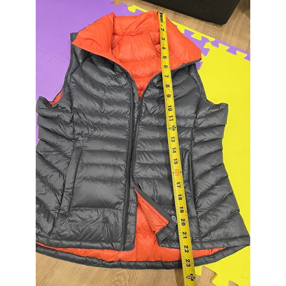 BERNARDO Goose DownProduct DescriptionReversible Puffer Vest - Women'sSize